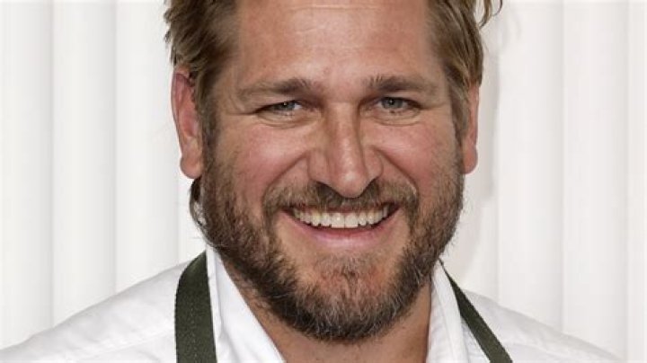 Curtis Stone Biography, Age, Height, Wife, Net Worth, Family