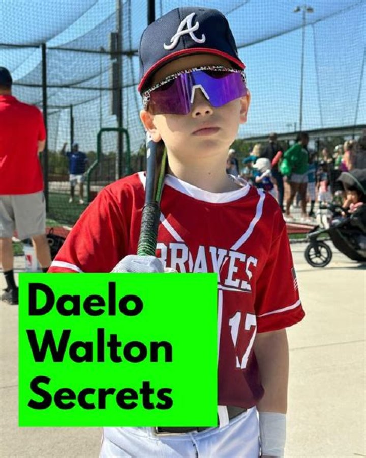 Daelo Walton (TV Actor) - Age, Birthday, Bio, Facts, Family, Net Worth, Height & More