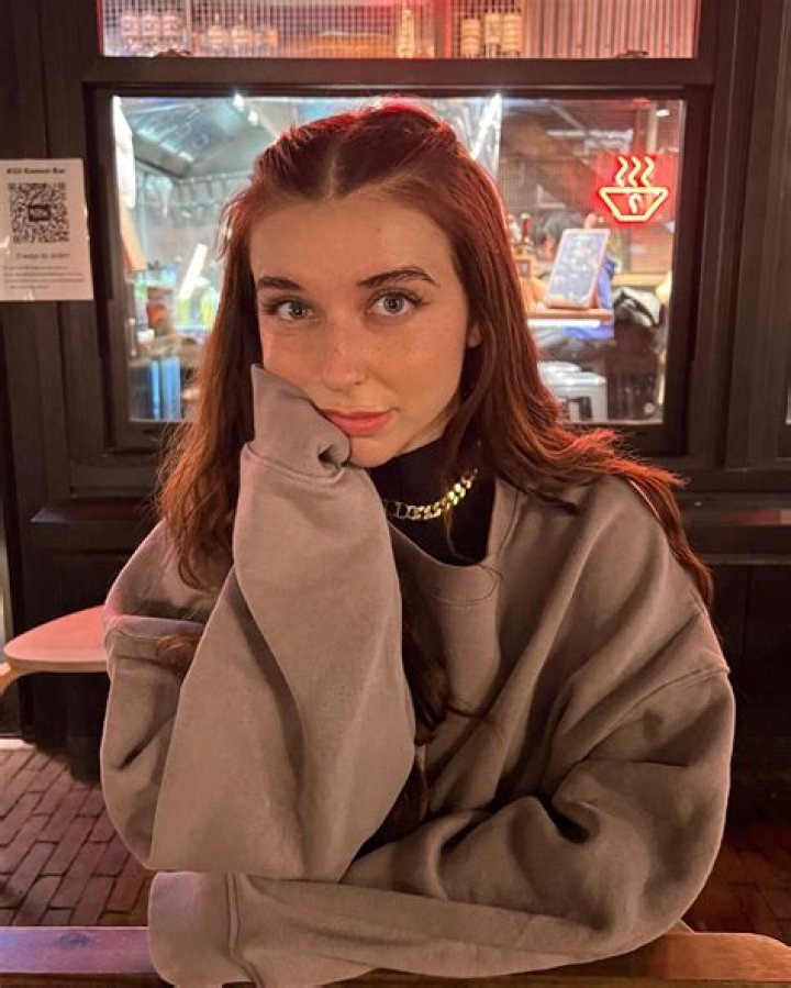 Daisy Drew (Instagram Star) - Age, Birthday, Bio, Facts, Family, Net Worth, Height & More