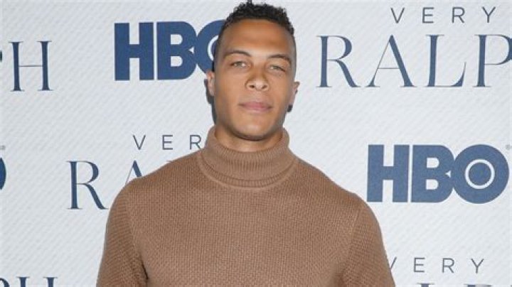 Athlete, Model and More! Find Out What The Bachelorette’s Dale Moss Does for a Living