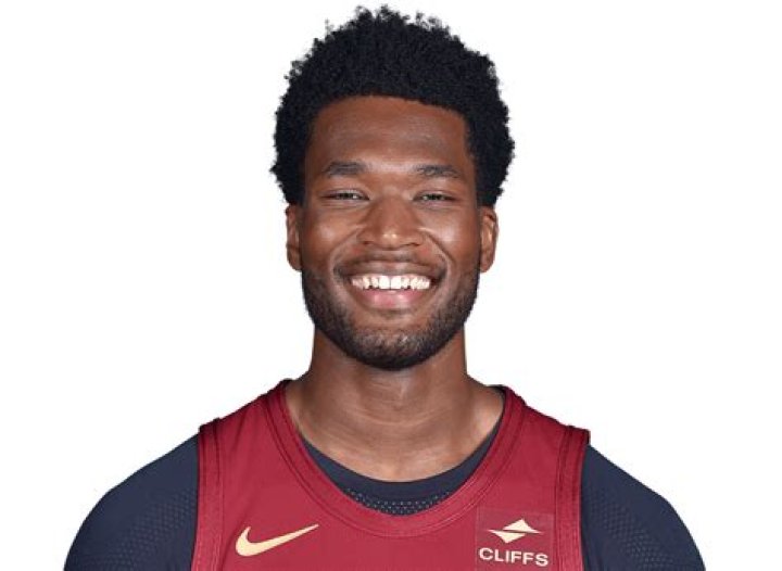 Damian Jones Biography, Age, Height, Wife, Net Worth, Family