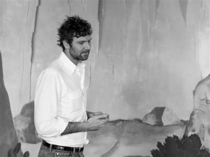 Dan Colen Biography, Age, Height, Wife, Net Worth, Family