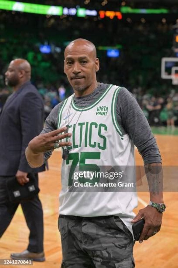 Dana Barros Biography, Age, Height, Wife, Net Worth, Family