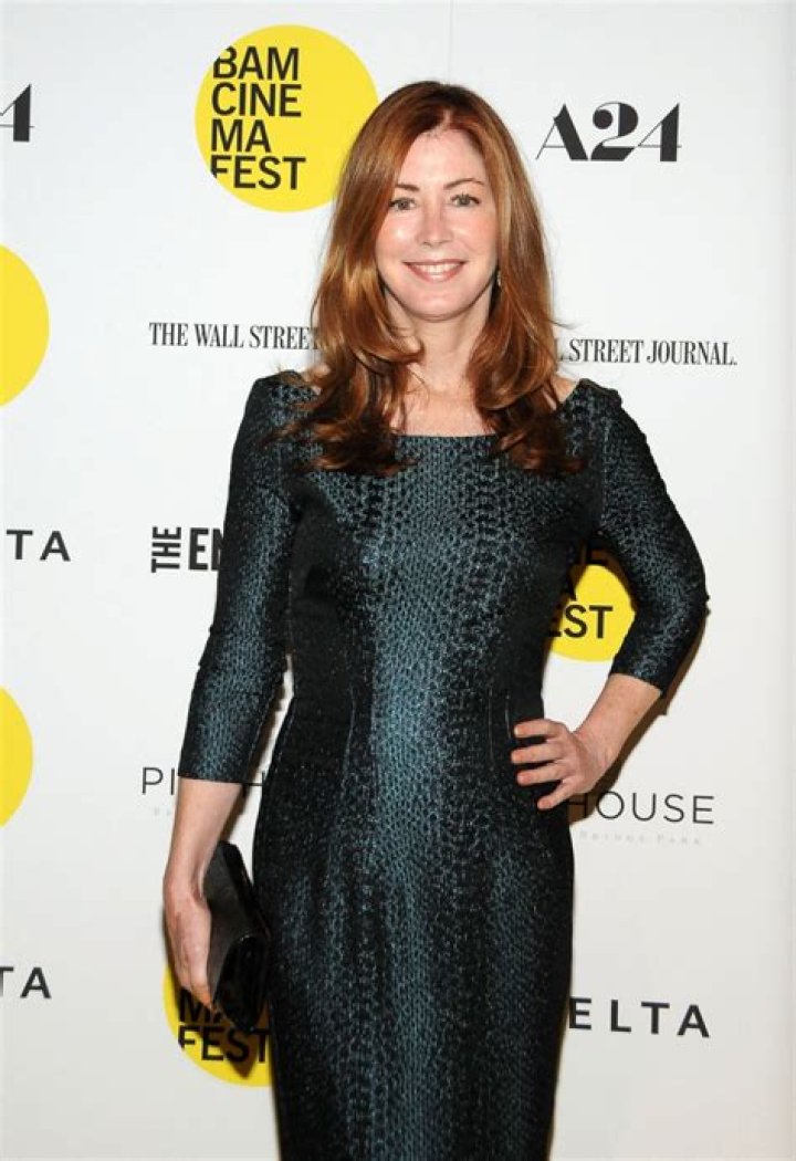 Dana Hill (Movie Actress) - Age, Birthday, Bio, Facts, Family, Net Worth, Height & More