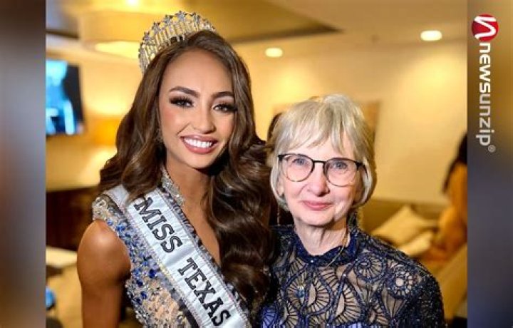 Who is Dana Walker Gabriel? Wiki, Biography, Height, Age, Boyfriend, Parents, Ethnicity & More