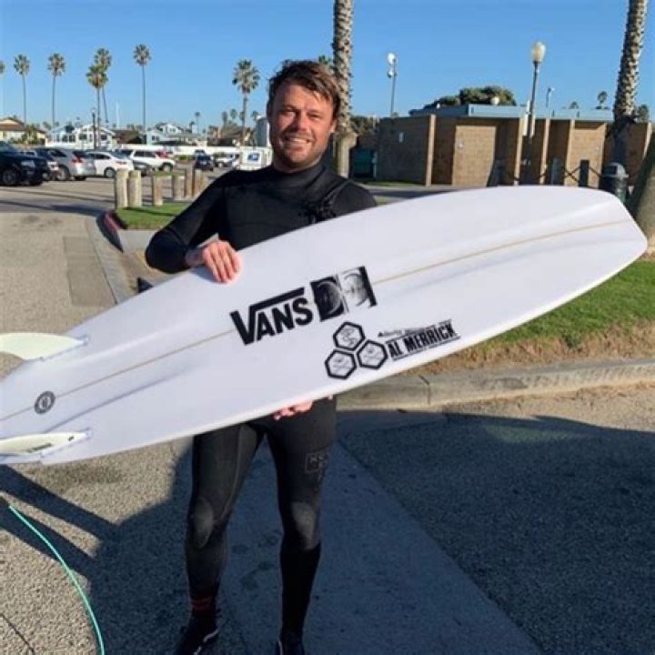 Dane Reynolds biografía, edad, altura, esposo, net worth, familia