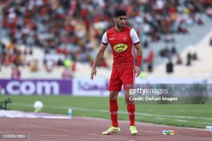 Danial Esmaeilifar Biography, Age, Height, Wife, Net Worth, Family