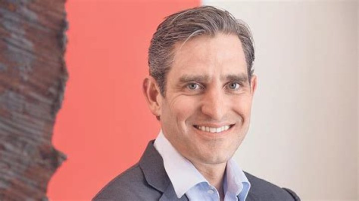 Daniel McLaughlin Biography, Age, Height, Wife, Net Worth, Family