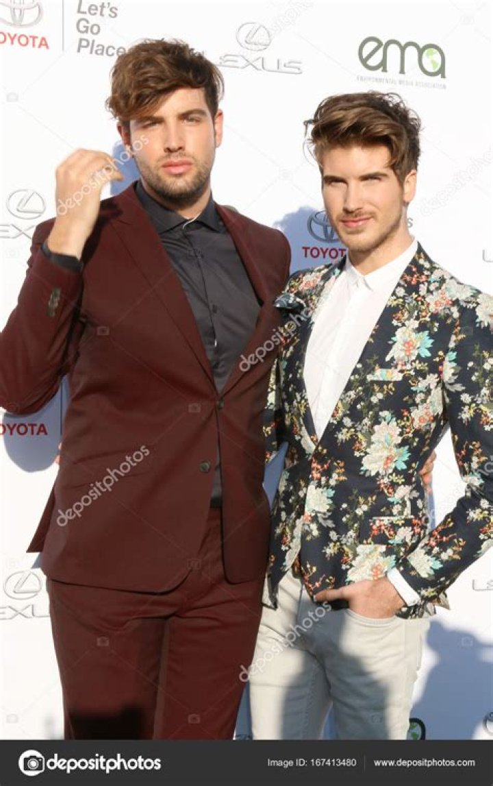 Daniel Preda (Instagram Star) - Age, Birthday, Bio, Facts, Family, Net Worth, Height & More