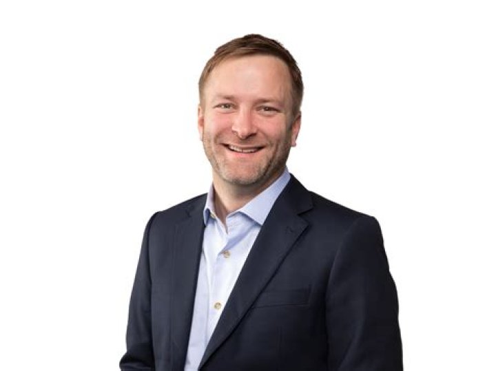 Daniel Stephens (DJ) - Age, Birthday, Bio, Facts, Family, Net Worth, Height & More