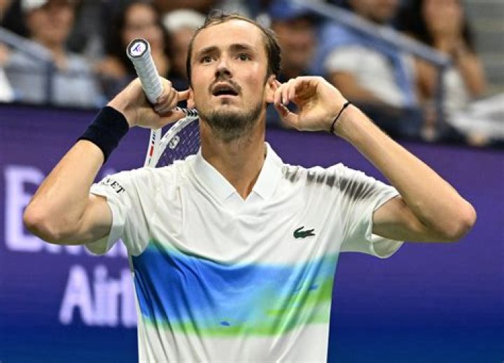 Daniil Medvedev (Tennis Player) - Age, Birthday, Bio, Facts, Family, Net Worth, Height & More