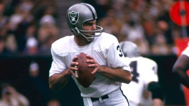 Daryle Lamonica Biography, Age, Height, Wife, Net Worth, Family