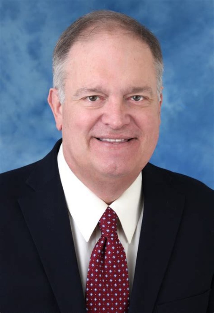 Dave Brown Biography, Age, Height, Wife, Net Worth, Family