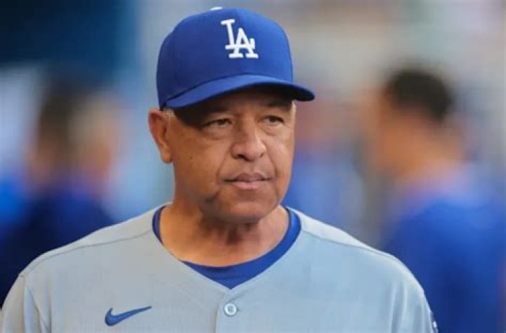 Dave Roberts Height, Weight, Net Worth, Age, Birthday, Wikipedia, Who, Nationality, Biography