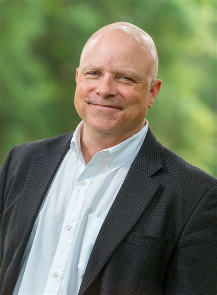 David F. Tolin Biography, Age, Height, Wife, Net Worth, Family