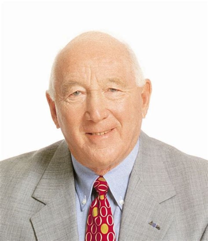 David Oreck Biography, Age, Height, Wife, Net Worth and Family