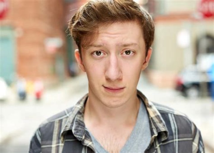 David W. Thompson Biography, Age, Height, Wife, Net Worth, Family