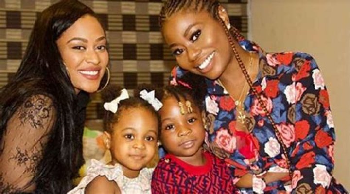 
Davido’s Baby Mama, Amanda, Daughter Stuns In New video 
