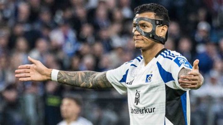 Davie Selke (Soccer Player) - Age, Birthday, Bio, Facts, Family, Net Worth, Height & More