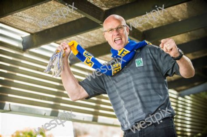 Dean Kemp Biography, Age, Height, Wife, Net Worth, Family