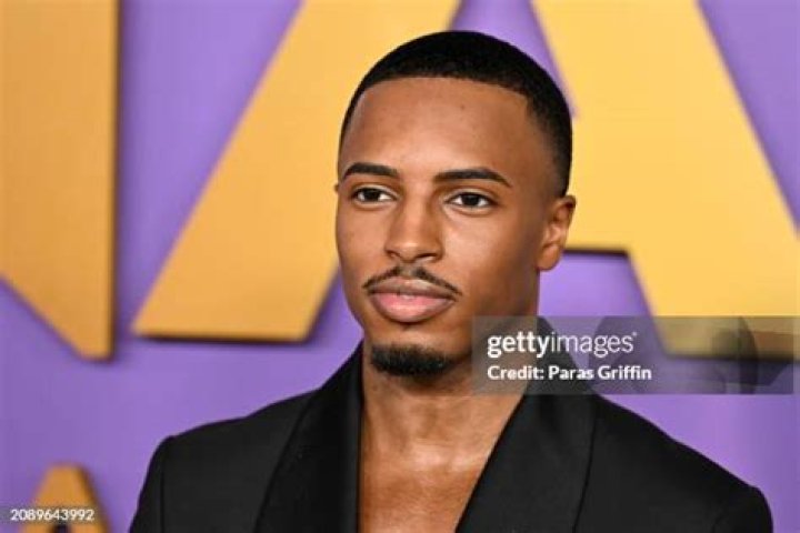 DeAndre Brown Biography, Age, Height, Wife, Net Worth, Family