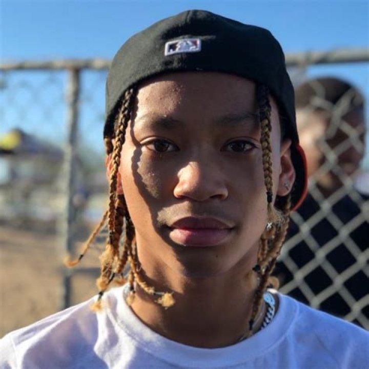 DeAndre Thebpanya (Skateboarder) - Age, Birthday, Bio, Facts, Family, Net Worth, Height & More