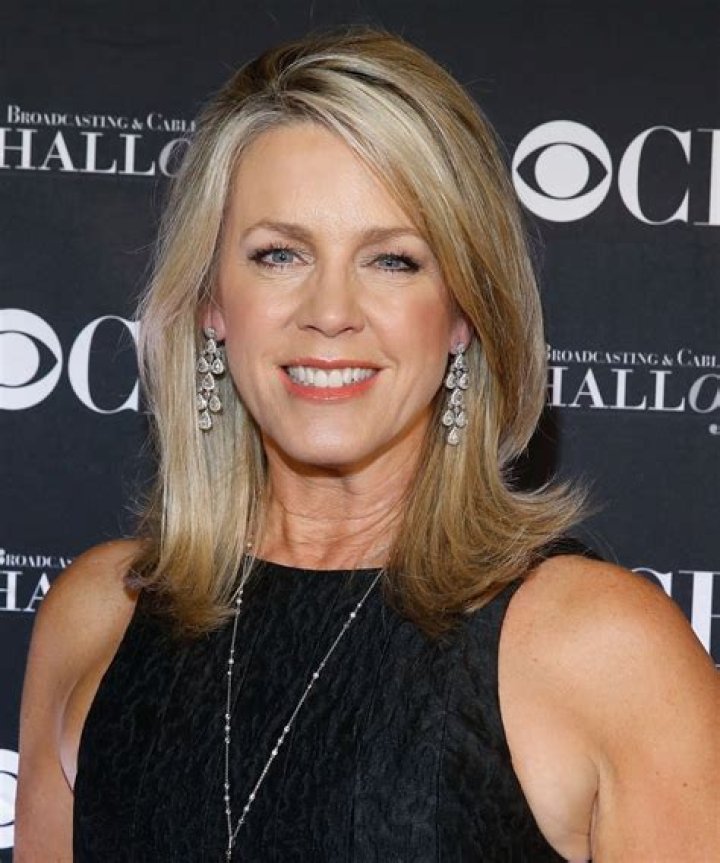 Deborah Norville (Journalist) - Age, Birthday, Bio, Facts, Family, Net Worth, Height & More