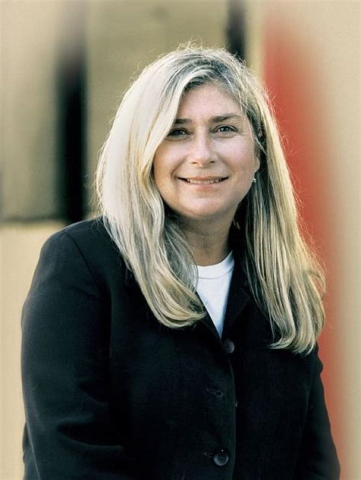 Debra Hill (Film Producer) - Age, Birthday, Bio, Facts, Family, Net Worth, Height & More