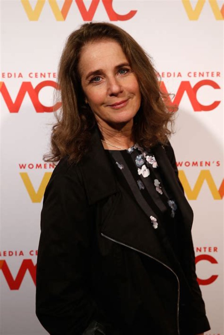 Debra Winger Height, Weight, Net Worth, Age, Birthday, Wikipedia, Who, Instagram, Biography
