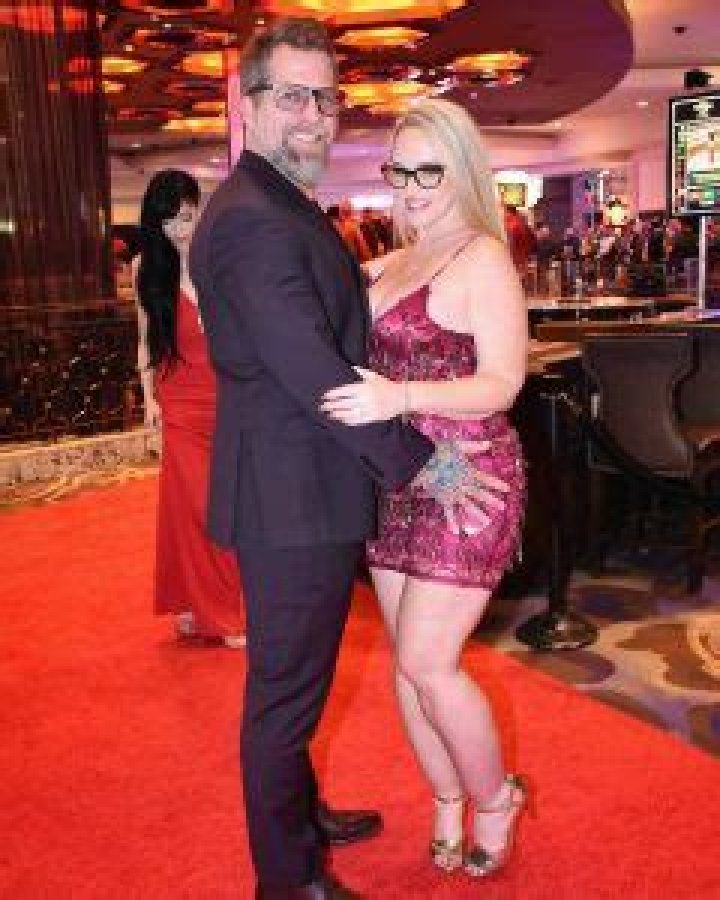 Dee Siren Biography, Age, Height, Husband, Net Worth, Family