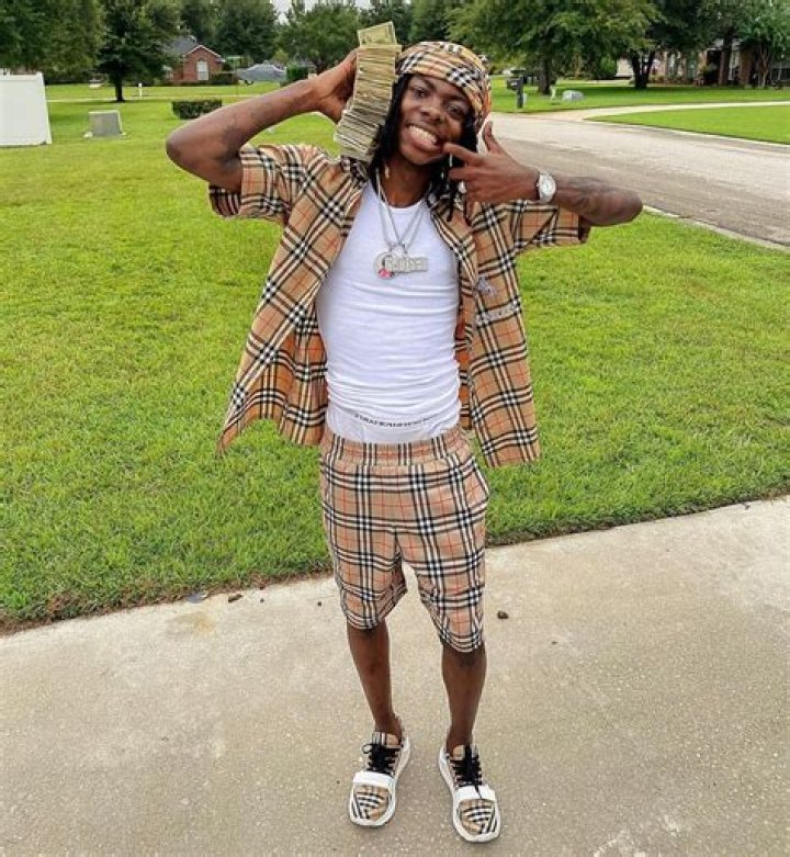 Dee Watkins (Rapper) - Age, Birthday, Bio, Facts, Family, Net Worth, Height & More