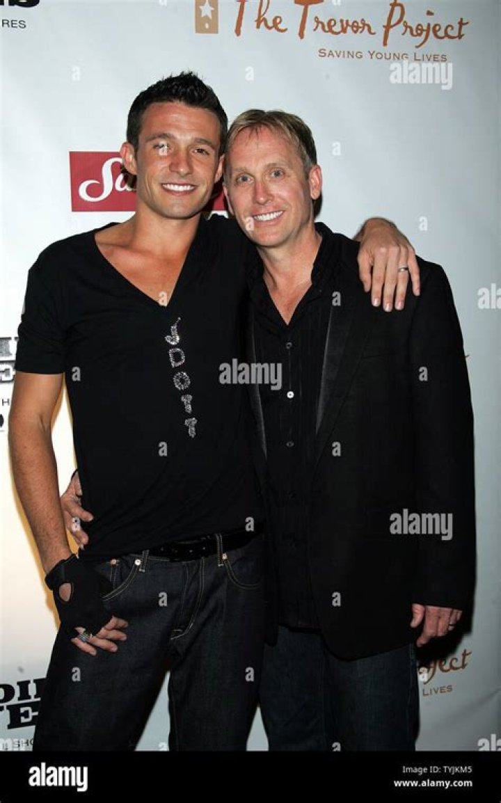 Del Shores Biography, Age, Height, Wife, Net Worth, Family