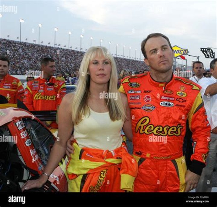 DeLana Harvick Biography, Age, Height, Husband, Net Worth, Family