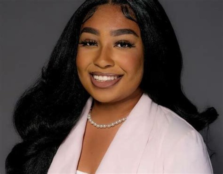 Destiny Thompson (Blogger) - Umur, Ulang Tahun, Bio, Fakta, Keluarga, Kekayaan Bersih, Tinggi Badan & Lainnya