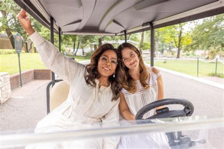 
Details of Sarah Ferguson and Lisa Marie Presley’s friendship explored 