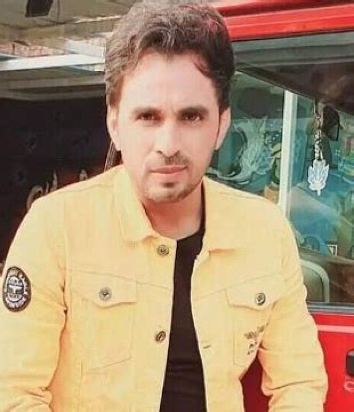 Dev Kumar Biography, Age, Height, Wife, Net Worth, Family