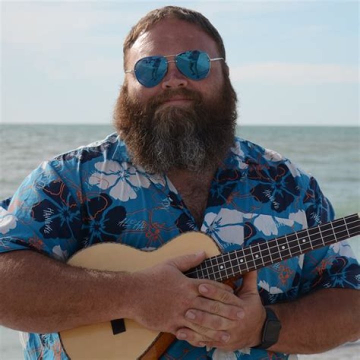 Devin Scott Age | Wiki, Net worth, Bio, Height, Girlfriend ?