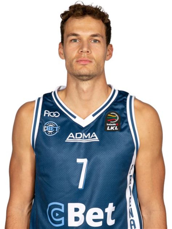 Devon van Oostrum Biography, Age, Height, Wife, Net Worth, Family