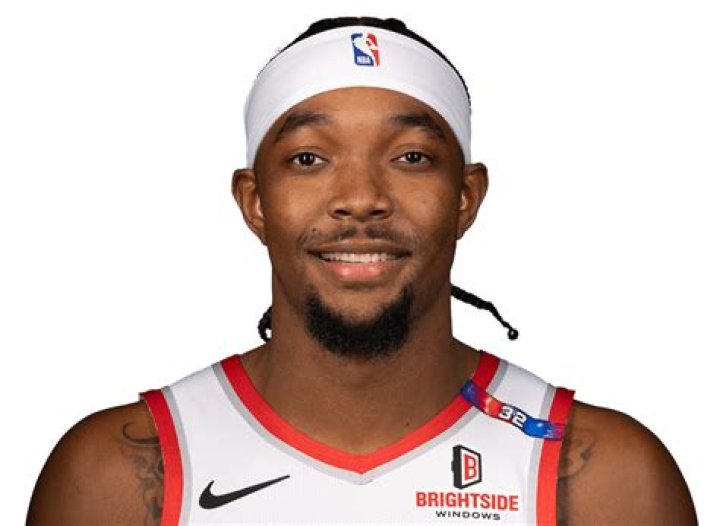 Devonte' Graham Biography, Age, Height, Wife, Net Worth, Family