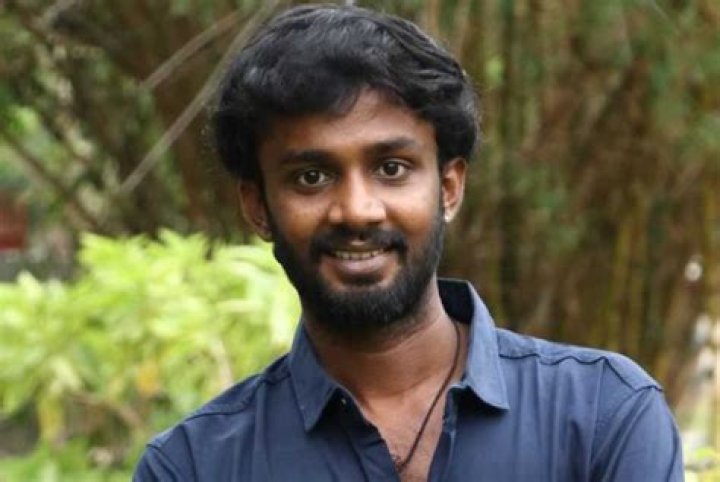 Dheena Biography, Age, Height, Wife, Net Worth, Family
