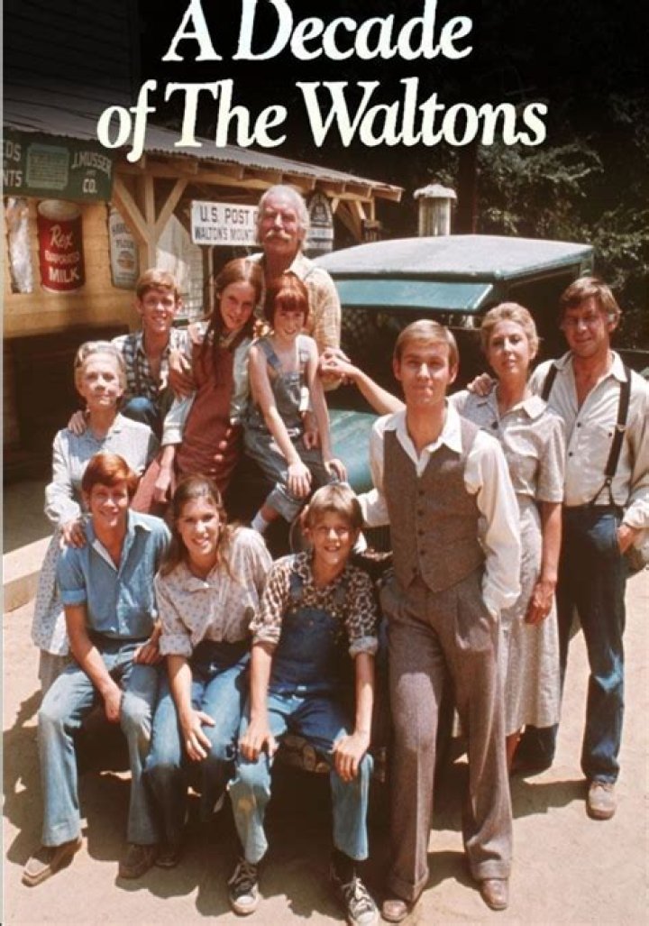 Did any of The Waltons date each other?