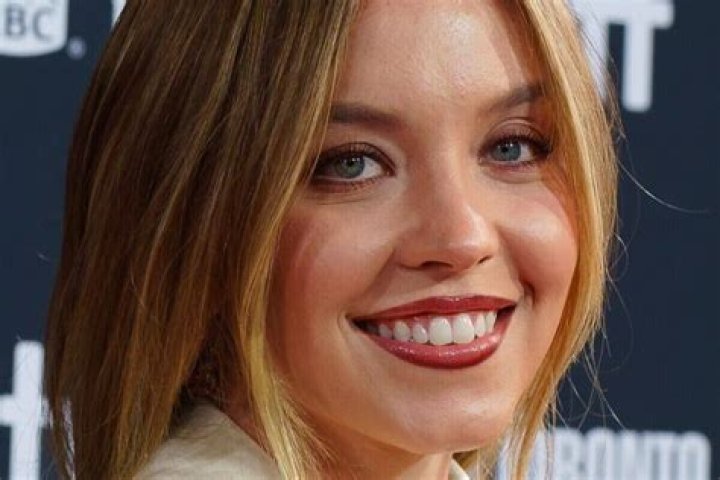Did Sydney Sweeney go to college? – Celebrity.fm – #1 Official Stars, Business & People Network, Wiki, Success story, Biography & Quotes