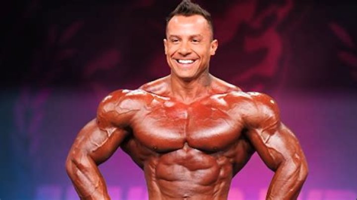 Diogo Montenegro (Bodybuilder) - Age, Birthday, Bio, Facts, Family, Net Worth, Height & More