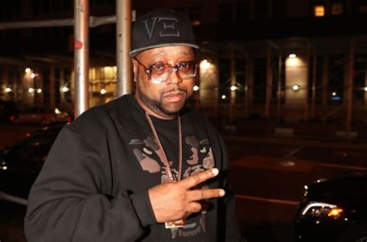 DJ Kay Slay (DJ) - Age, Birthday, Bio, Facts, Family, Net Worth, Height & More