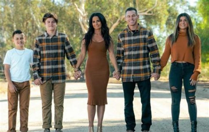 Does Brian ever move back in? – Celebrity.fm – #1 Official Stars, Business & People Network, Wiki, Success story, Biography & Quotes