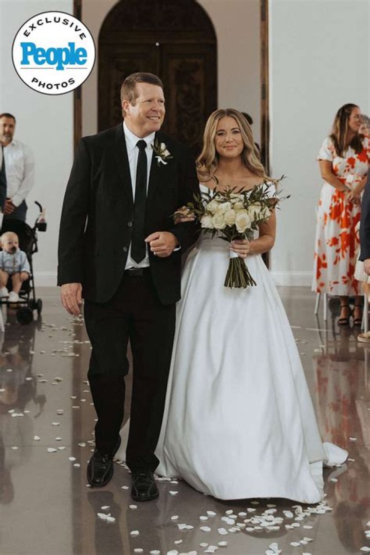 Gifter sig Jana Duggar?