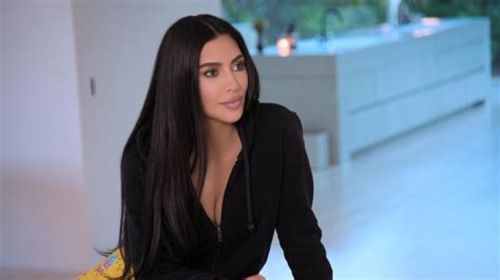 Does Kim Kardashian have an assistant? – Celebrity.fm – #1 Official Stars, Business & People Network, Wiki, Success story, Biography & Quotes