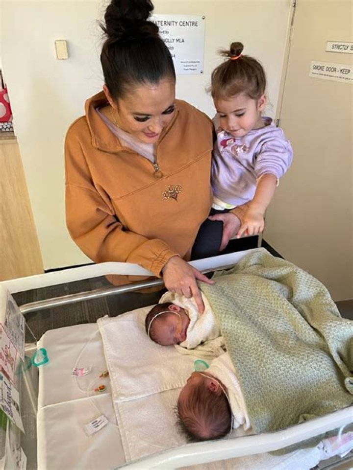 Does Rebecca have a baby? – Celebrity.fm – #1 Official Stars, Business & People Network, Wiki, Success story, Biography & Quotes