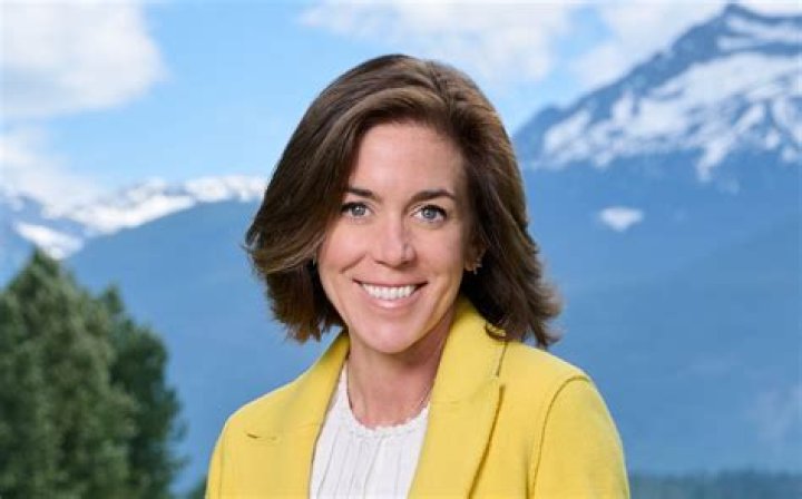 Does Sarah Richardson have a show? – Celebrity.fm – #1 Official Stars, Business & People Network, Wiki, Success story, Biography & Quotes