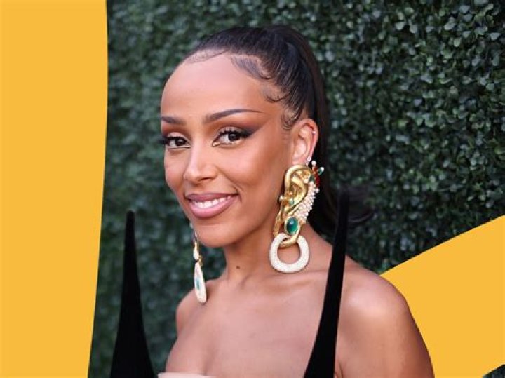 Doja Cat Biography, Age, Height, Husband, Net Worth, Family